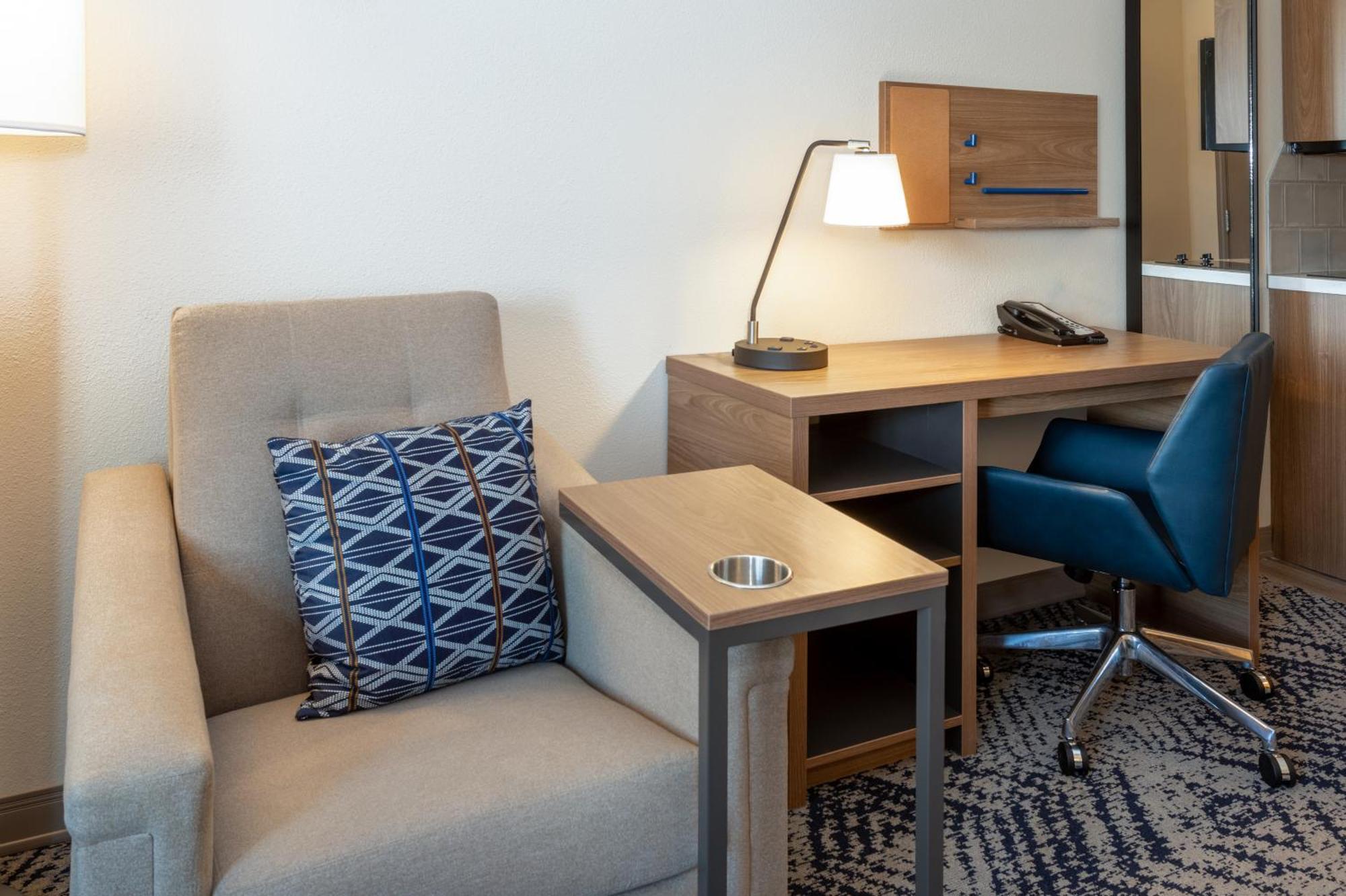 Candlewood Suites Grand Junction By Ihg Room photo